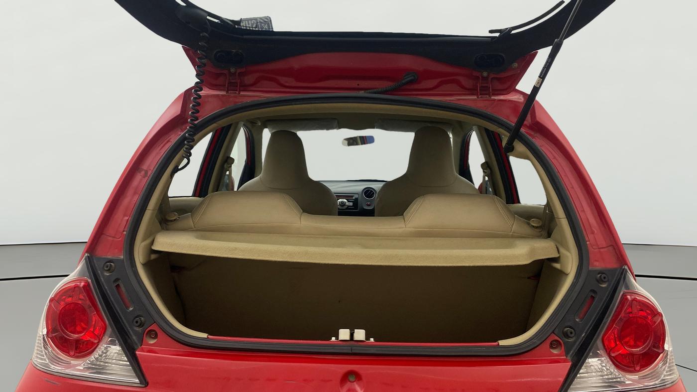 2015 Honda Brio S MT, Petrol, Manual, 69,220 km, Boot Open Zoomed View