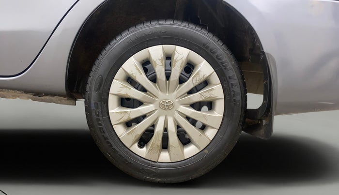 2014 Toyota Etios G, Petrol, Manual, 75,687 km, Left Rear Wheel