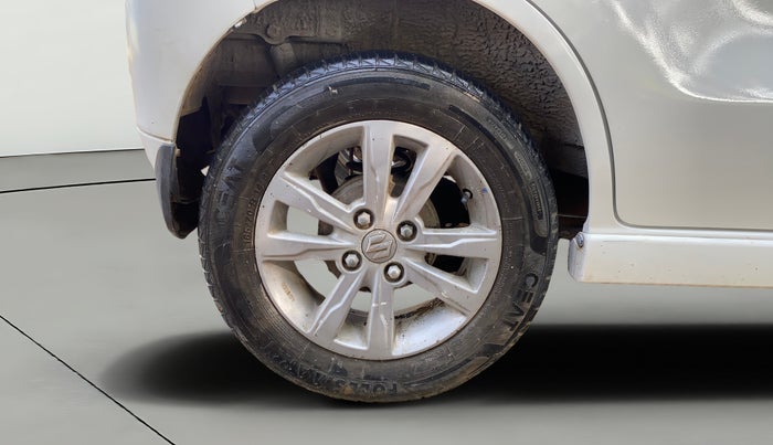 2013 Maruti Wagon R Stingray VXI, Petrol, Manual, 96,148 km, Right Rear Wheel