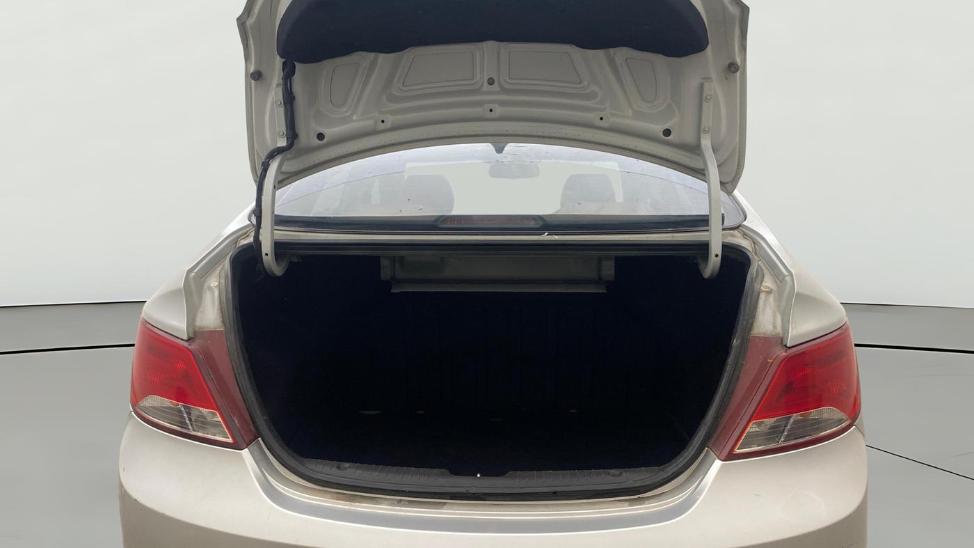 2016 Hyundai Verna 1.6 VTVT SX, Petrol, Manual, 66,390 km, Boot Open Zoomed View
