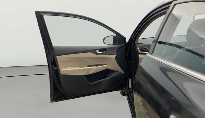 2018 Hyundai Verna 1.6 VTVT SX O, Petrol, Manual, 37,742 km, LHS Front Door