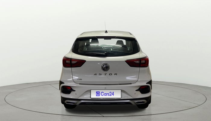 2024 MG ASTOR Sprint 1.5 MT (Ivory), Petrol, Manual, 7,166 km, Back/Rear