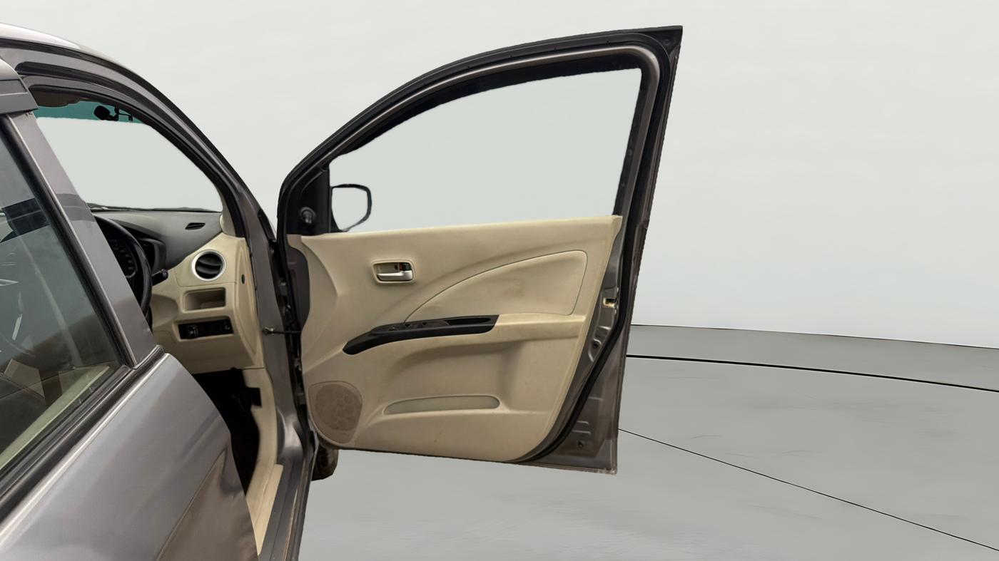 2019 Maruti Celerio VXI AMT, CNG, Automatic, 66,387 km, RHS Front Door
