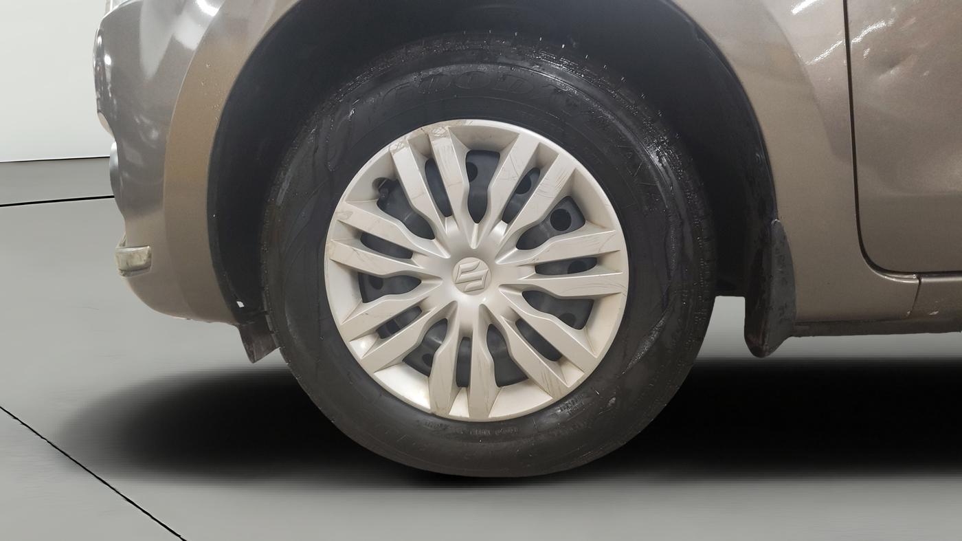 2017 Maruti Dzire VXI, Petrol, Manual, 49,504 km, Left Front Wheel