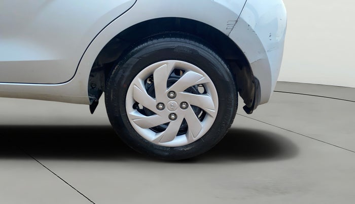 2019 Hyundai NEW SANTRO SPORTZ AMT, CNG, Automatic, 52,356 km, Left Rear Wheel
