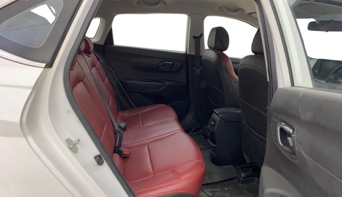 2023 Hyundai NEW I20 SPORTZ 1.2 IVT, Petrol, Automatic, 61,615 km, Right Side Rear Door Cabin