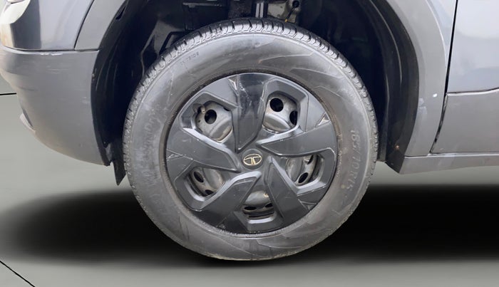 2023 Tata PUNCH ADVENTURE MT, Petrol, Manual, 39,374 km, Left Front Wheel