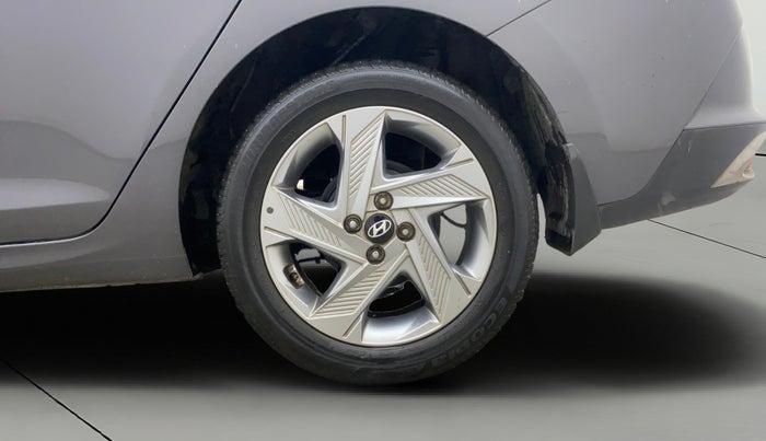 2021 Hyundai Verna SX 1.5 VTVT IVT, Petrol, Automatic, 40,313 km, Left Rear Wheel