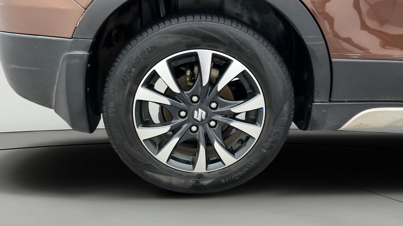 2021 Maruti S Cross ZETA 1.5, Petrol, Manual, 1,20,569 km, Right Rear Wheel