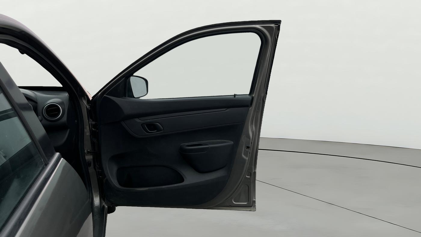 2019 Renault Kwid RXL, Petrol, Manual, 75,994 km, RHS Front Door
