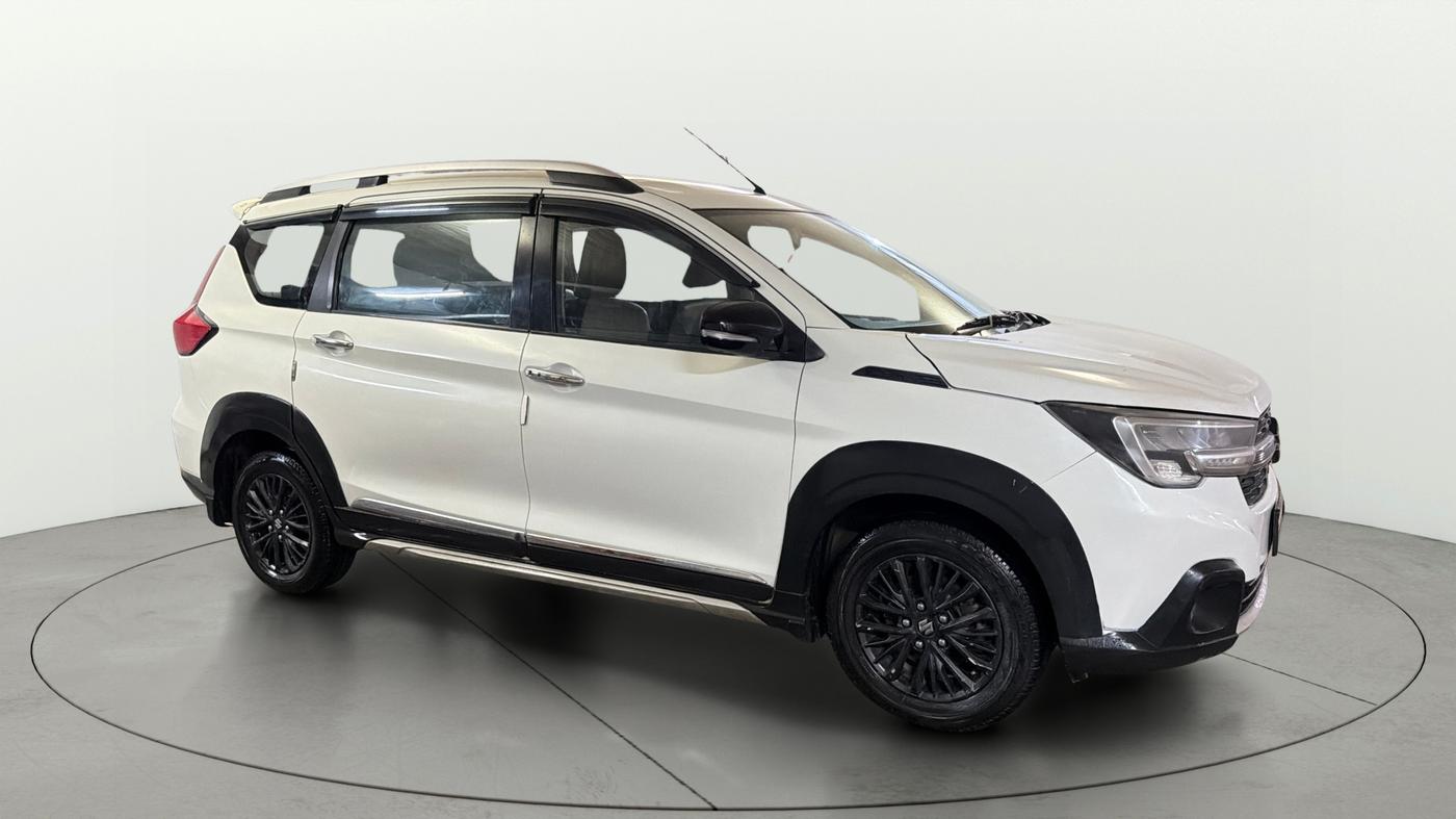 2019 Maruti XL6 ALPHA AT, Petrol, Automatic, 1,25,848 km, Right Front Diagonal