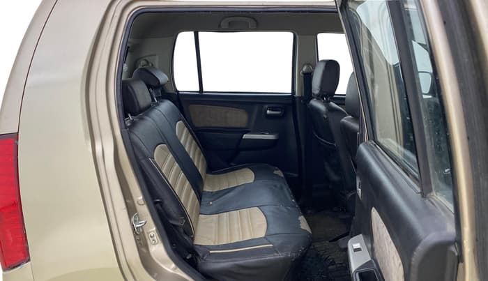 2013 Maruti Wagon R 1.0 VXI, Petrol, Manual, 1,31,457 km, Right Side Rear Door Cabin