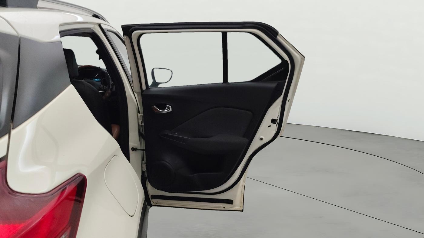 2020 Nissan Kicks XV TURBO 1.3, Petrol, Manual, 33,282 km, RHS Rear Door