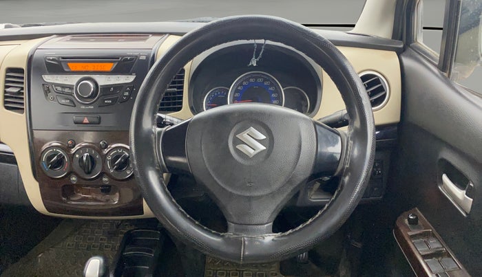 2018 Maruti Wagon R 1.0 VXI AMT, CNG, Automatic, 91,489 km, Steering Wheel Close Up