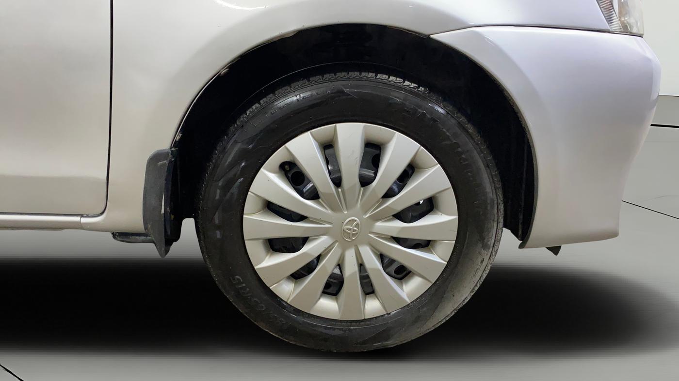 2015 Toyota Etios G, Petrol, Manual, 41,922 km, Right Front Wheel