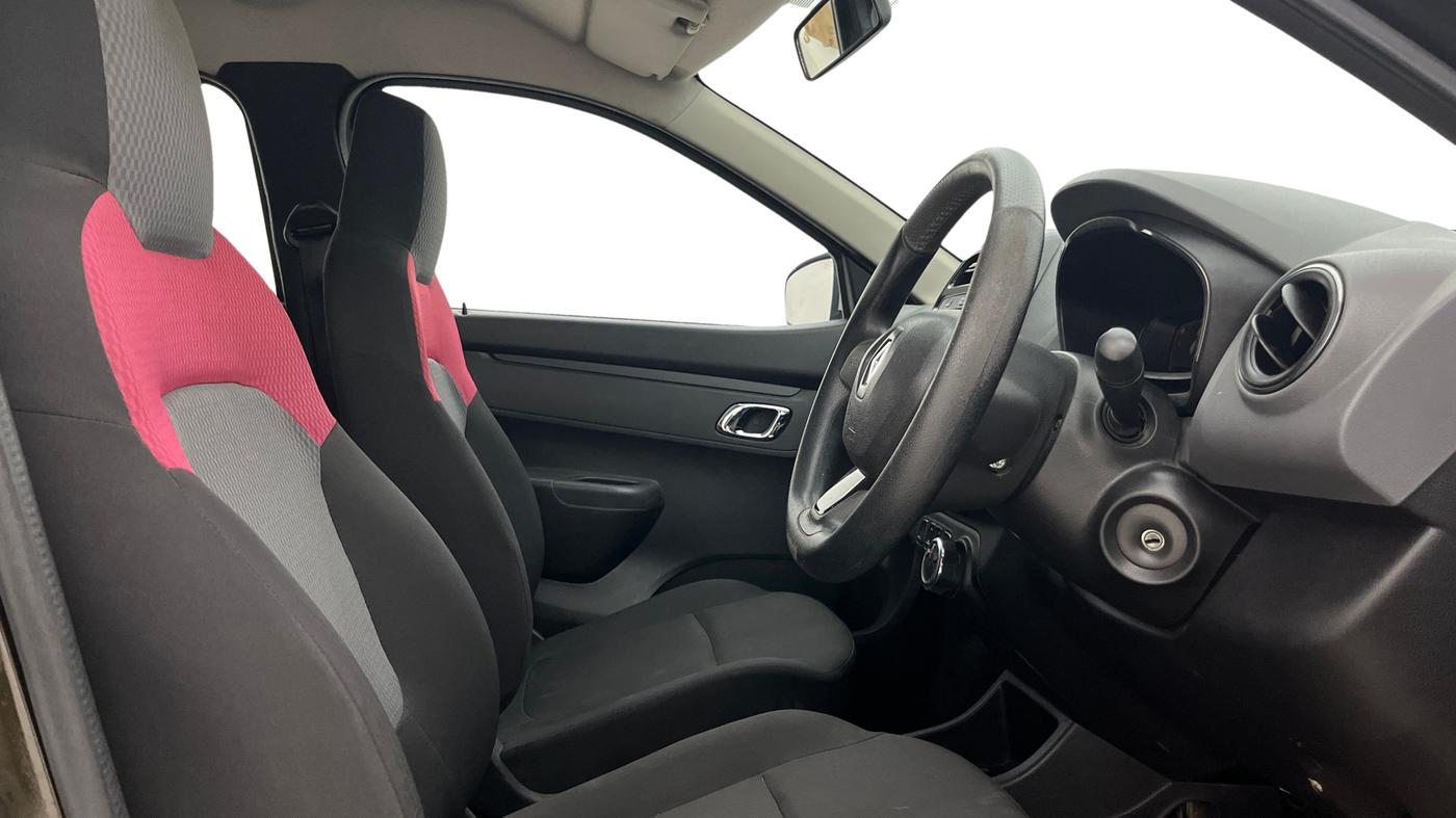2019 Renault Kwid RXT 1.0 AMT (O), Petrol, Automatic, 43,393 km, Right Side Front Door Cabin