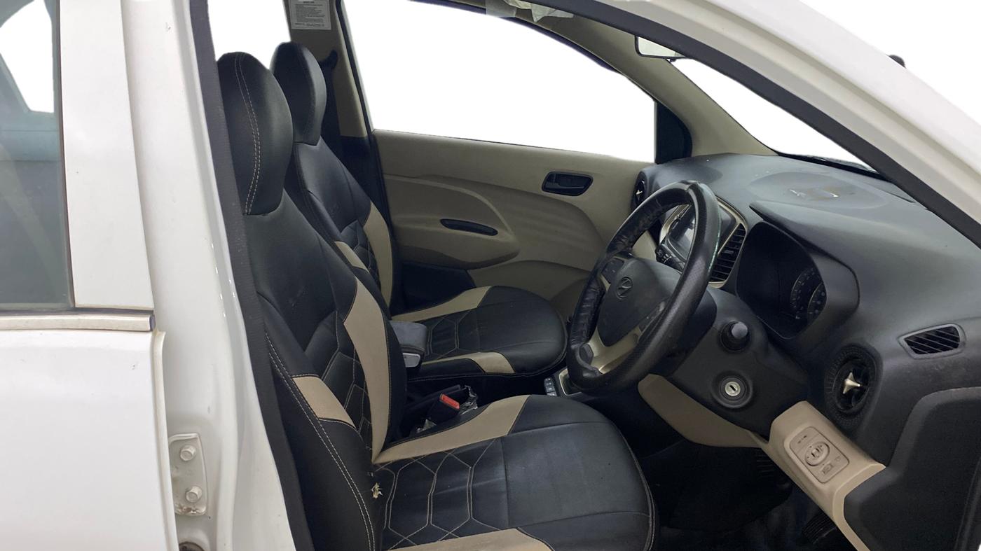 2021 Hyundai NEW SANTRO SPORTZ EXECUTIVE MT CNG, CNG, Manual, 33,212 km, Right Side Front Door Cabin