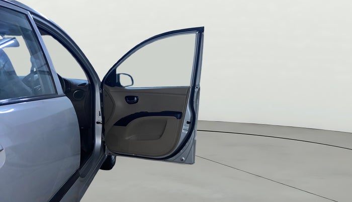 2013 Hyundai i10 MAGNA 1.1, Petrol, Manual, 83,202 km, RHS Front Door