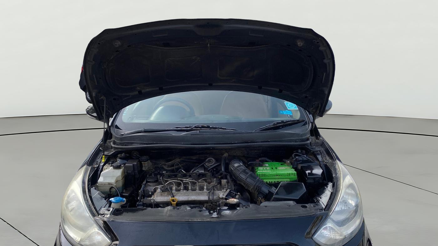2013 Hyundai Verna FLUIDIC 1.6 CRDI SX, Diesel, Manual, 1,19,448 km, Open Bonet