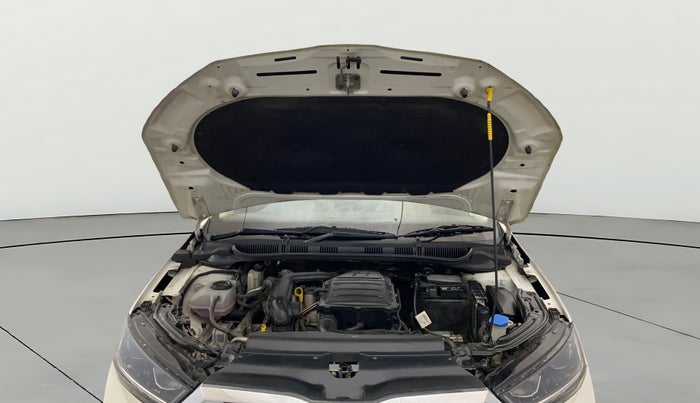 2022 Skoda SLAVIA STYLE 1.0L TSI MT, Petrol, Manual, 58,076 km, Open Bonet