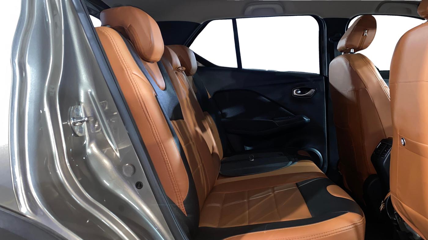 2019 Nissan Kicks XV 1.5, Petrol, Manual, 10,880 km, Right Side Rear Door Cabin