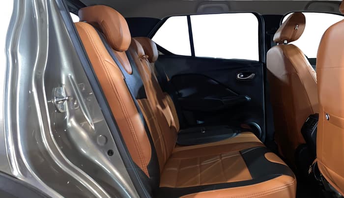 2019 Nissan Kicks XV 1.5, Petrol, Manual, 10,880 km, Right Side Rear Door Cabin