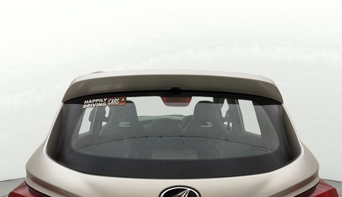 2016 Mahindra Kuv100 K4 PLUS 6 STR, Petrol, Manual, 70,946 km, Rear Windshield