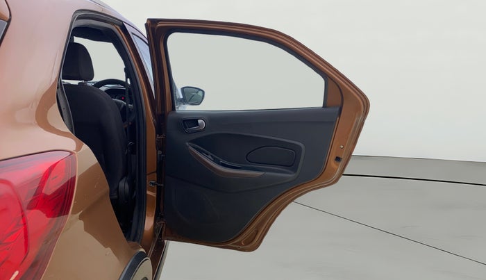 2019 Ford FREESTYLE TITANIUM 1.5 DIESEL, Diesel, Manual, 47,610 km, RHS Rear Door