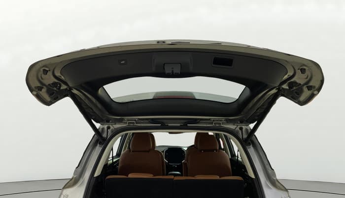 2021 MG HECTOR PLUS SHARP 1.5 PETROL TURBO CVT 6-STR, Petrol, Automatic, 25,645 km, Boot Door Open