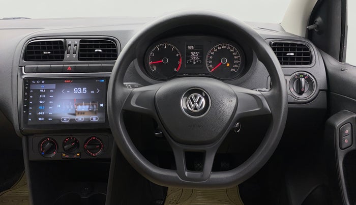 2018 Volkswagen Ameo TRENDLINE 1.0L, Petrol, Manual, 42,312 km, Steering Wheel Close Up