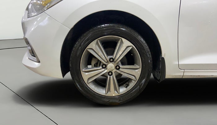 2018 Hyundai Verna 1.6 VTVT SX, Petrol, Manual, 75,728 km, Left Front Wheel