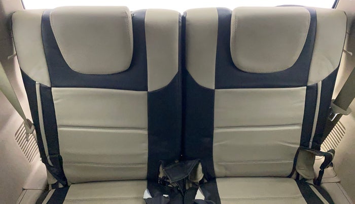 2017 Mahindra XUV500 W6 AT, Diesel, Automatic, 57,612 km, Third Seat Row ( optional )