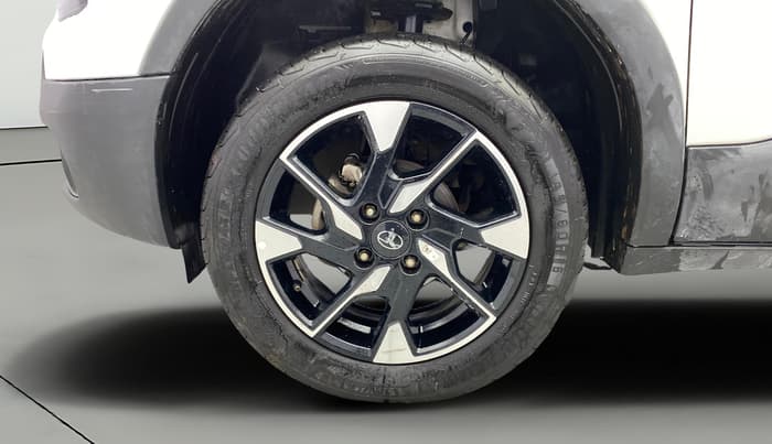 2024 Tata PUNCH  Creative MT Sunroof , Petrol, Manual, 15,446 km, Left Front Wheel