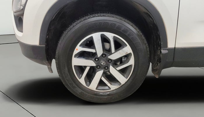 2020 Tata Harrier XZA PLUS 2.0L, Diesel, Automatic, 96,136 km, Left Front Wheel