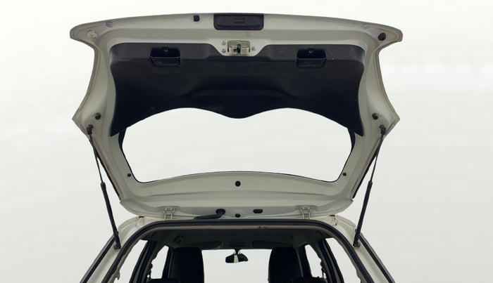 2018 Maruti Swift VXI AMT, Petrol, Automatic, 41,407 km, Boot Door Open