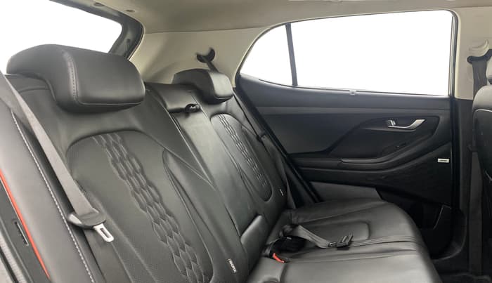 2020 Hyundai Creta SX (O) 1.4 TURBO DCT, Petrol, Automatic, 79,554 km, Right Side Rear Door Cabin