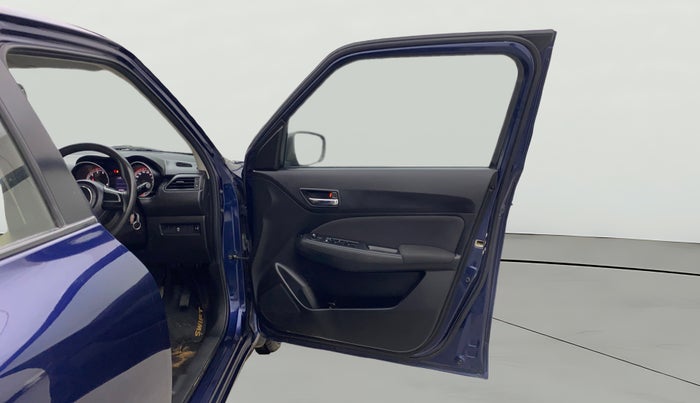 2021 Maruti Swift VXI, Petrol, Manual, 46,951 km, RHS Front Door