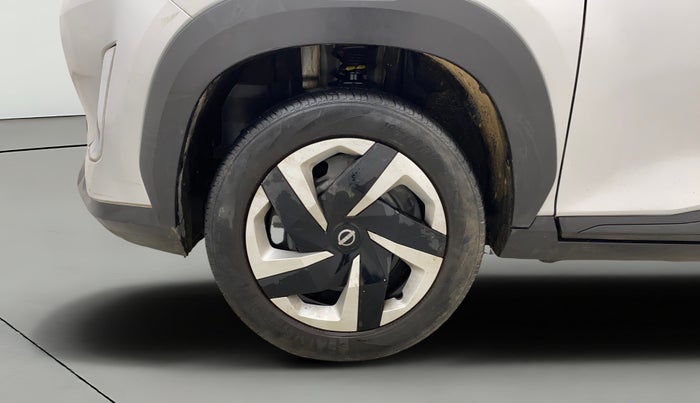 2022 Nissan MAGNITE XL, Petrol, Manual, 34,452 km, Left Front Wheel