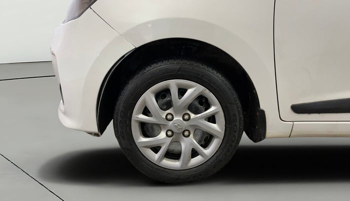 2017 Hyundai Grand i10 MAGNA 1.2 KAPPA VTVT, CNG, Manual, 72,918 km, Left Front Wheel