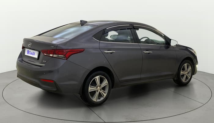 2018 Hyundai Verna 1.6 VTVT SX (O) AT, Petrol, Automatic, 16,665 km, Right Back Diagonal