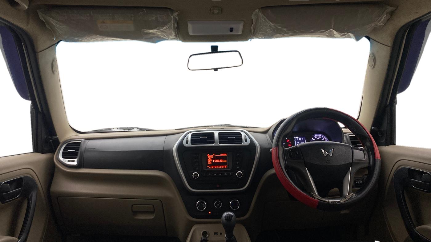 2023 Mahindra BOLERO NEO N 8, Diesel, Manual, 1,32,564 km, Dashboard