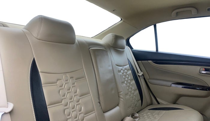 2017 Maruti Ciaz ZETA 1.4  MT PETROL, CNG, Manual, 63,310 km, Right Side Rear Door Cabin