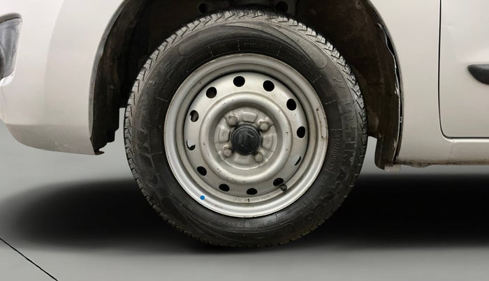 2015 Maruti Wagon R 1.0 LXI, Petrol, Manual, 40,726 km, Left Front Wheel