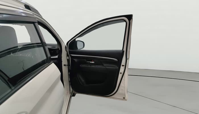 2021 Maruti XL6 ZETA MT, Petrol, Manual, 1,50,160 km, RHS Front Door
