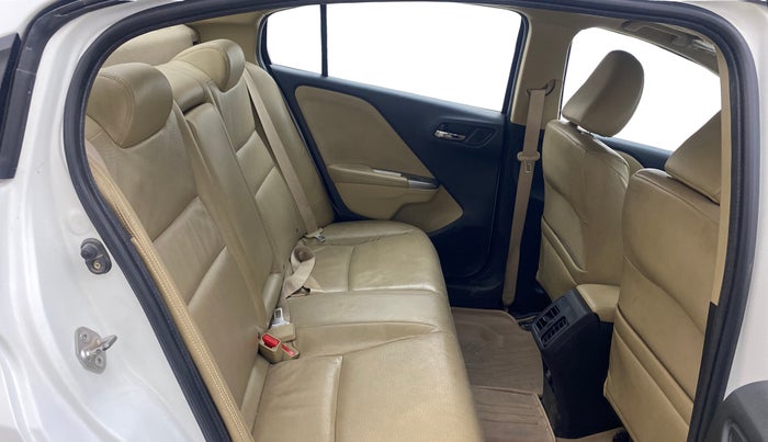 2016 Honda City 1.5L I-VTEC VX (O) MT, Petrol, Manual, 1,20,304 km, Right Side Rear Door Cabin