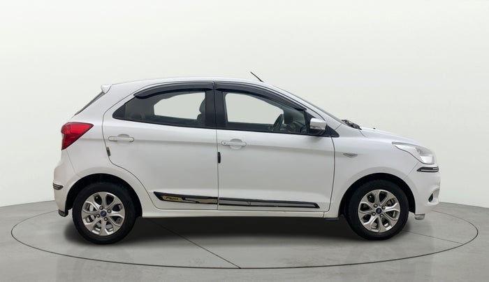 2015 Ford New Figo TITANIUM 1.2 PETROL MT, Petrol, Manual, 75,224 km, Right Side View