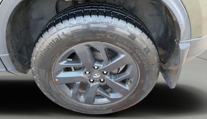 2021 Tata Harrier XZA PLUS 2.0L, Diesel, Automatic, 1,11,291 km, Left Rear Wheel