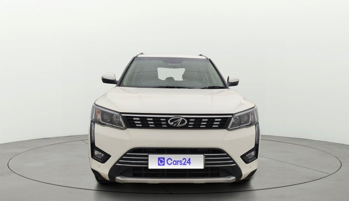 2022 Mahindra XUV300 W8 (O) 1.2 PETROL, Petrol, Manual, 38,272 km, Front