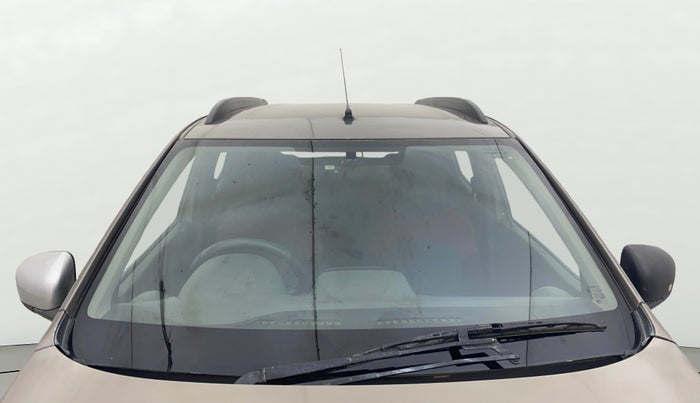 2017 Renault Kwid RXT 1.0 AMT, Petrol, Automatic, 58,057 km, Front Windshield