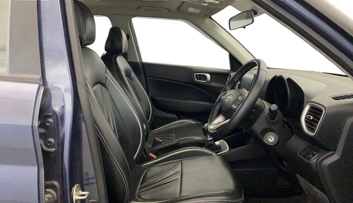 2021 Hyundai VENUE SX 1.0 TURBO, Petrol, Manual, 9,738 km, Right Side Front Door Cabin